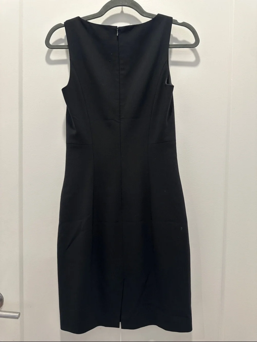Theory Betty 2 Urban Black Virgin Wool Dress Size 0